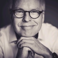 Dr. Andreas Remmert