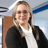 Yasmin R. Cunha