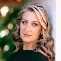 Kristen Perkins, Mba