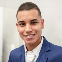 Cezar Menezes