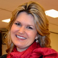 Nanette Adams