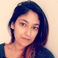 Naznin Hoeseni