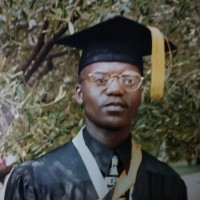 Sandile Ndlamlenze