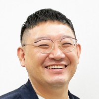 佐藤嘉彦