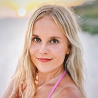 Halle Cox