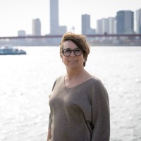 Monique E. Verhoef-Wolst