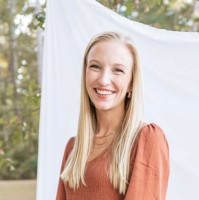 Caitlin Buckner, Asla, Pla