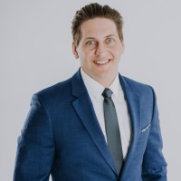Kade Liska, Cim, Cfp, Ris