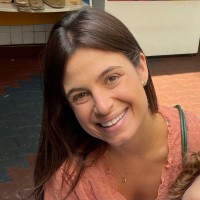 Ana Luiza Comparato Vega