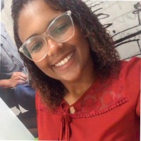 Thais Paz