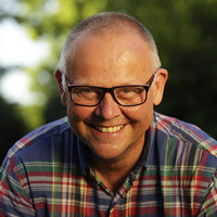 Dennis Schultz