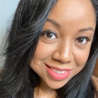 Vanessa Moon, Mba