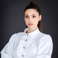 Deya Demerdzhieva 董徳雅