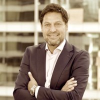 Mauricio León