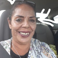 Coni Chaires
