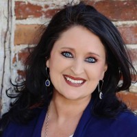 Andrea Miller