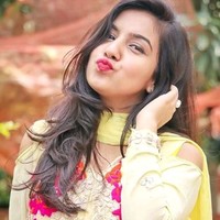 Rimmie Naaz
