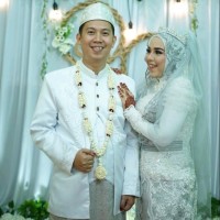 Ingga Dony