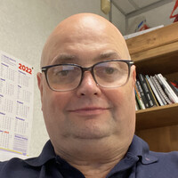 Neil Thomas