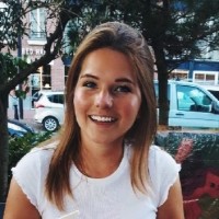 Nicoline Den Hollander