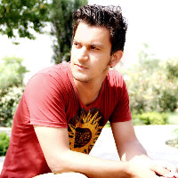 Ahmad Mujeeb
