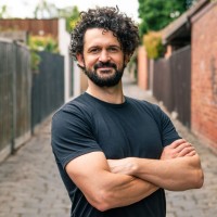 Damien Warren-Smith (Garry Starr)