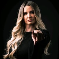Fabricia Leonardo