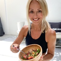 Lynsey Bond