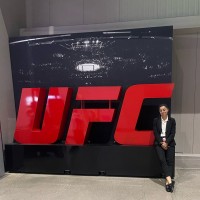 Simone Barber , Mba