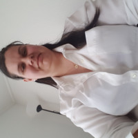 Helle Nielsen