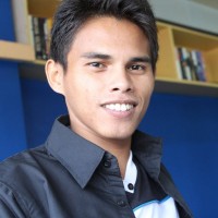 James Añora