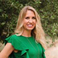 Adela Perry, Wdt