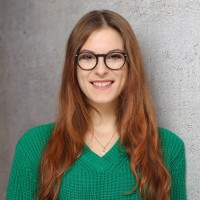 Lisa Tsakiris