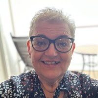 Lesley Fraser