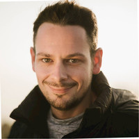 Mark Thomas