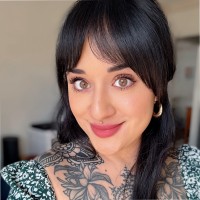 Leah Gómez, M.F.A.