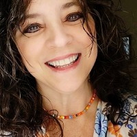 Dawn Miller, Masi