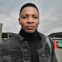Atang Tshehlana
