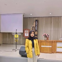 Sri Hari Yuni Rianti