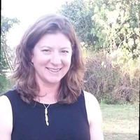 Laura Dray