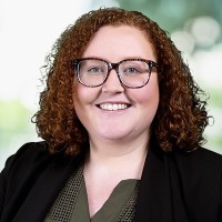 Maggie Jackson, Mba