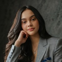 Evelyn Bitencourt
