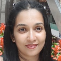 Nayani Wickramapathirana