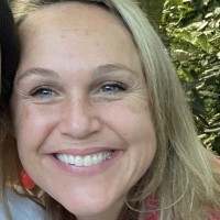 Christy Thompson, Cuce