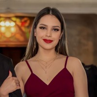 Júlia Konflanz