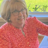 Suzanne Mcaliley