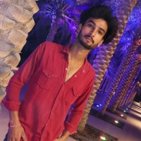 Vicky Pandey