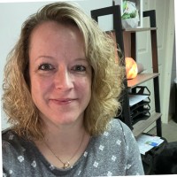 Niki Applegate