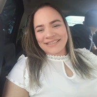 Aline Gomes