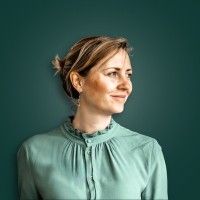 Dr. Maria Real Perdomo